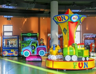 Дитячий розважальний центр Дакленд - Аутлет-містечко Мануфактура